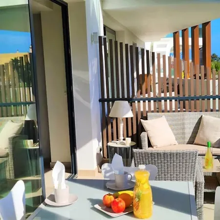 Lujoso Nuevo Playa Centro *